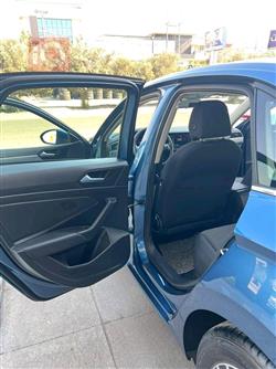 ڤۆڵکسواگن جێتا